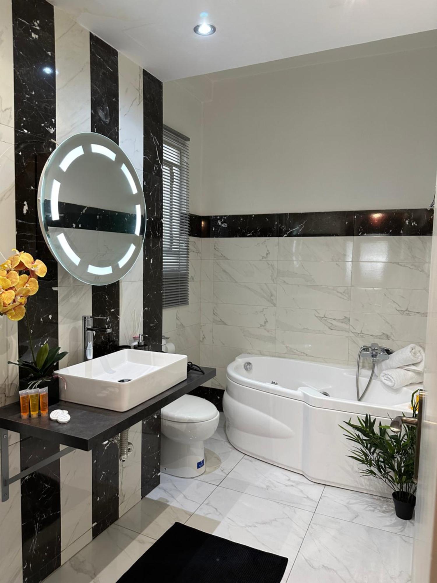 2 Bd Apt In Syntagma With Acropolis View Athens Luaran gambar